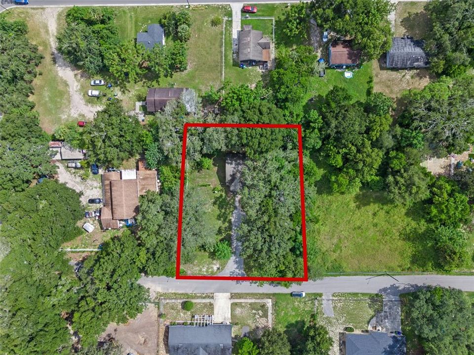 Active With Contract: $160,000 (2 beds, 1 baths, 816 Square Feet)