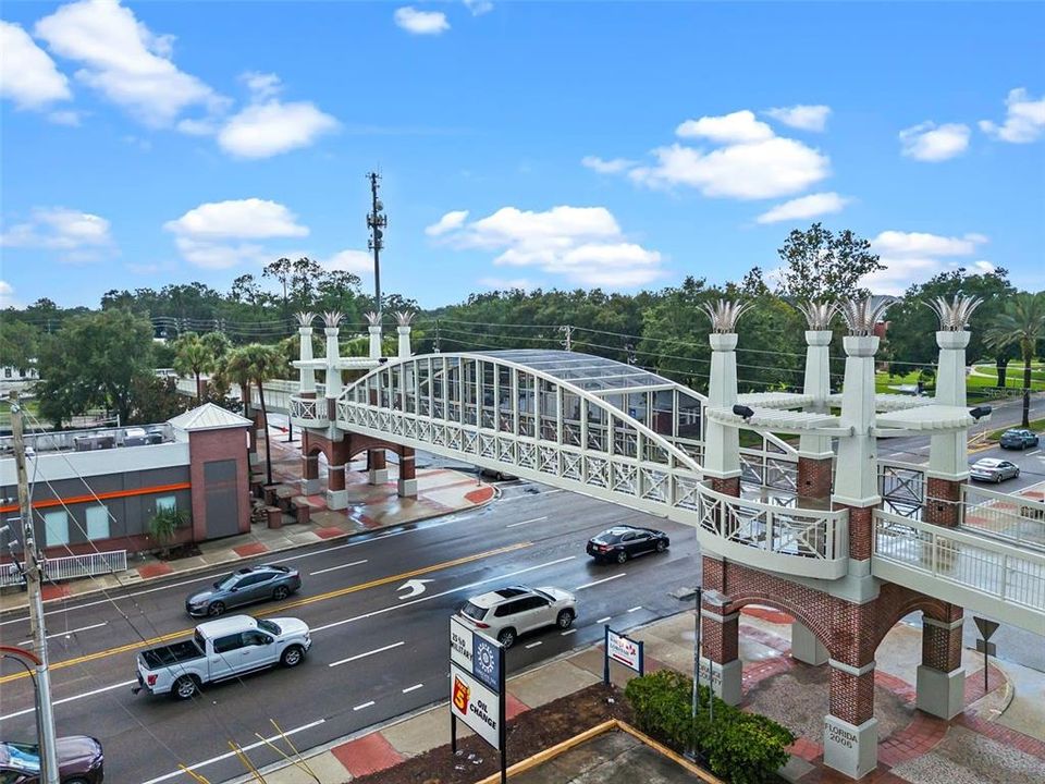 Active With Contract: $160,000 (2 beds, 1 baths, 816 Square Feet)