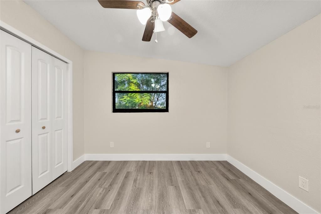 For Sale: $179,900 (3 beds, 2 baths, 1240 Square Feet)