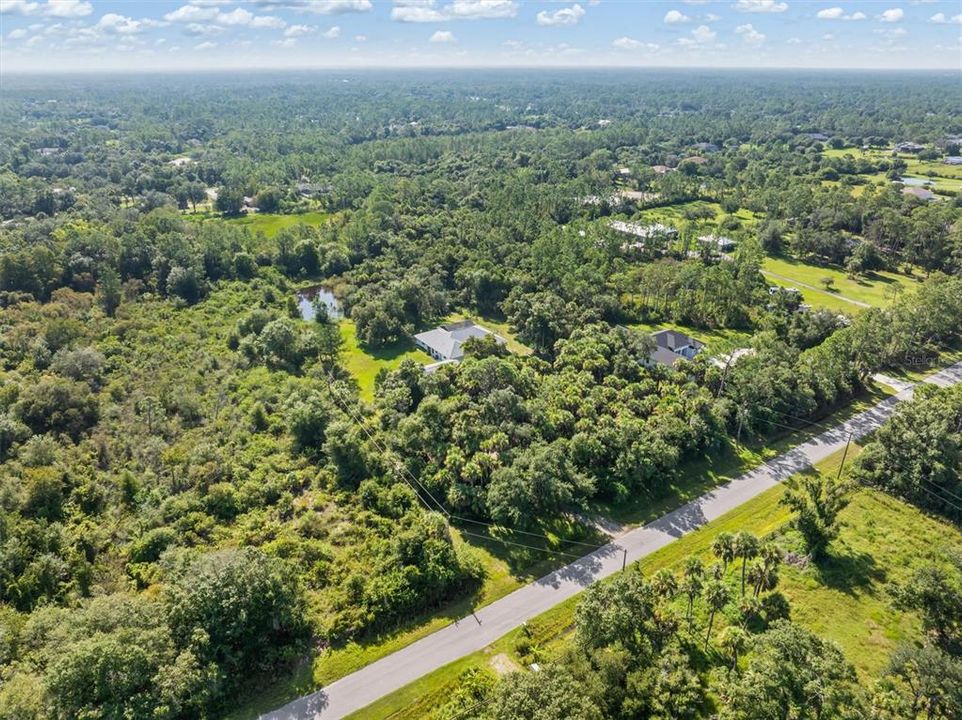 合同活跃: $599,000 (3 贝兹, 2 浴室, 1983 平方英尺)