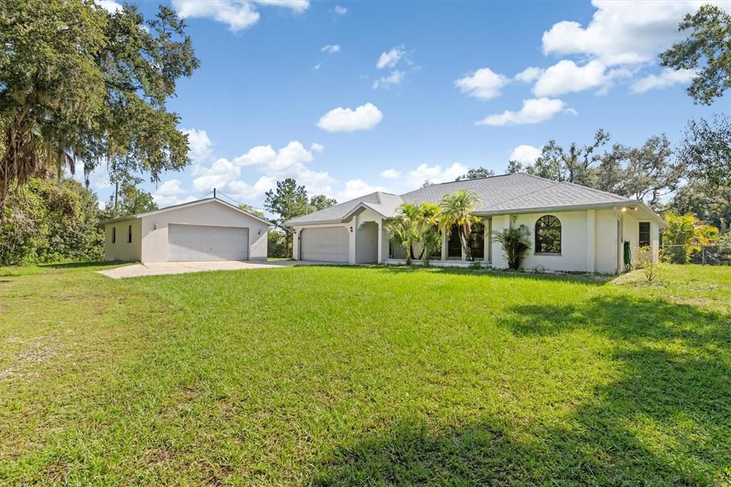 合同活跃: $599,000 (3 贝兹, 2 浴室, 1983 平方英尺)