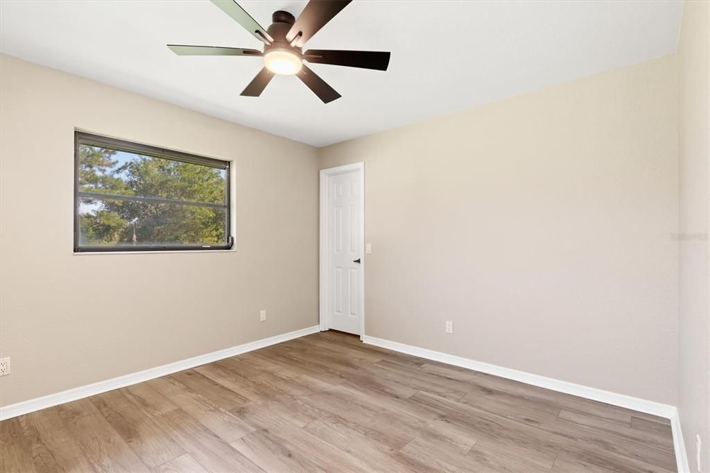 合同活跃: $599,000 (3 贝兹, 2 浴室, 1983 平方英尺)