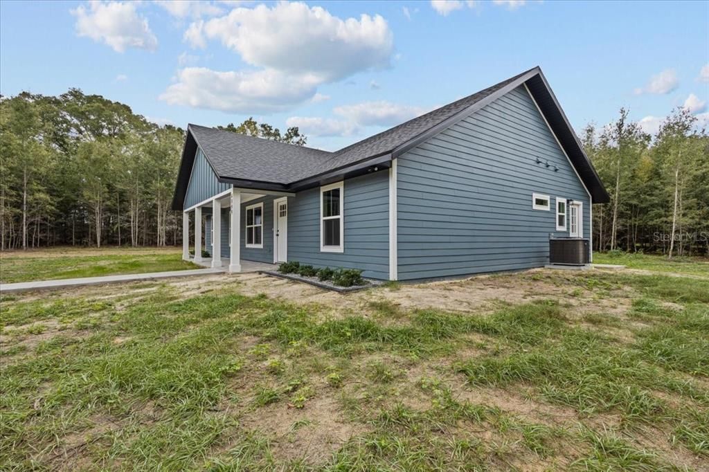 待售: $419,000 (3 贝兹, 2 浴室, 1804 平方英尺)