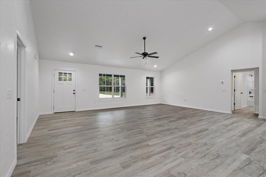 待售: $419,000 (3 贝兹, 2 浴室, 1804 平方英尺)