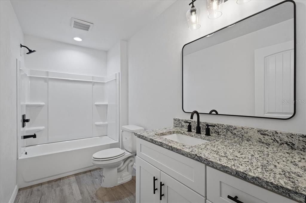 待售: $419,000 (3 贝兹, 2 浴室, 1804 平方英尺)