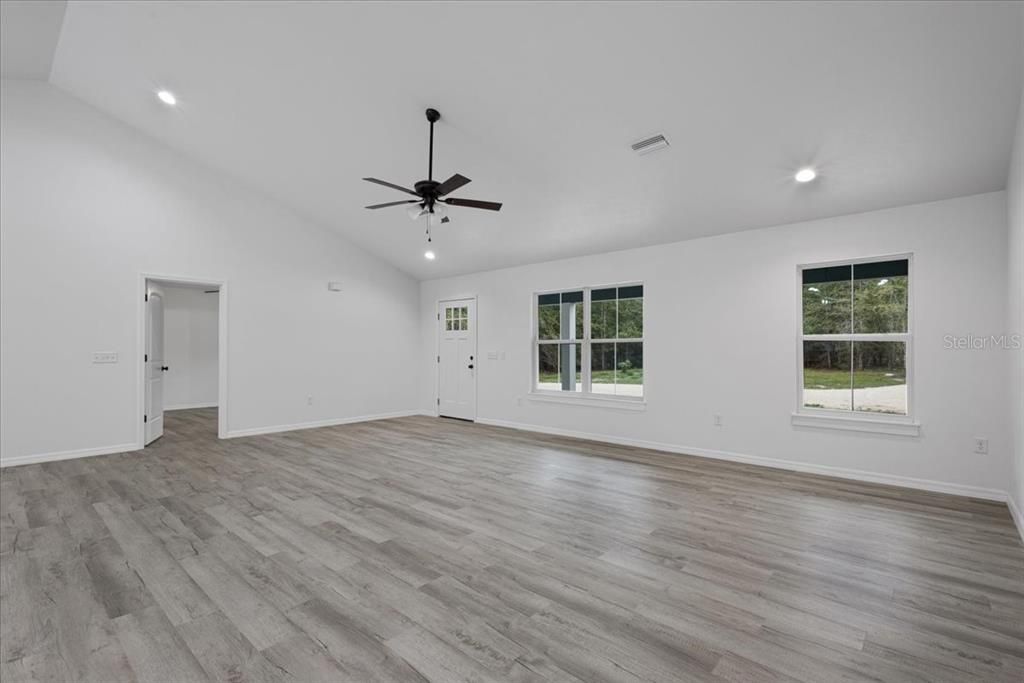 待售: $419,000 (3 贝兹, 2 浴室, 1804 平方英尺)