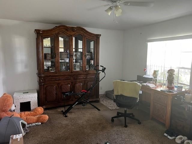 Active With Contract: $235,000 (3 beds, 2 baths, 1620 Square Feet)