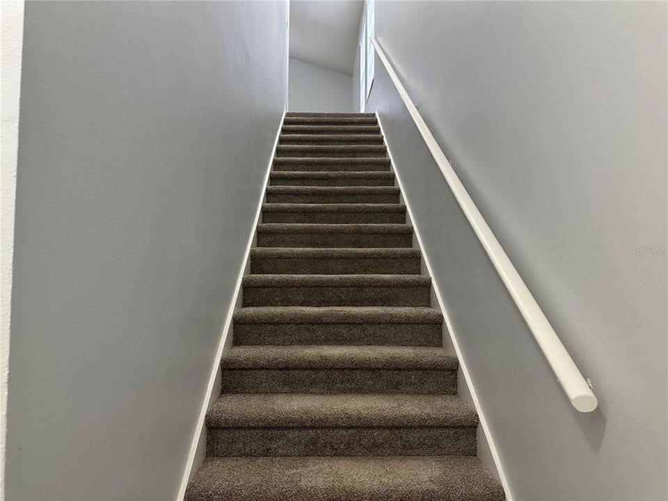 For Rent: $1,800 (1 beds, 1 baths, 1002 Square Feet)