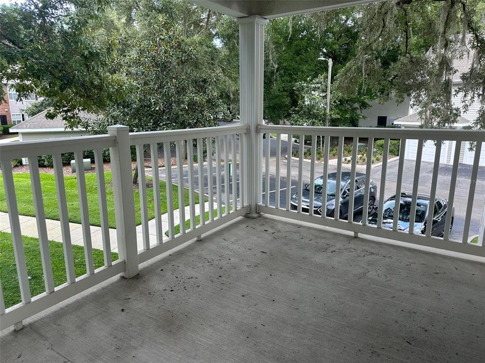 For Rent: $1,800 (1 beds, 1 baths, 1002 Square Feet)