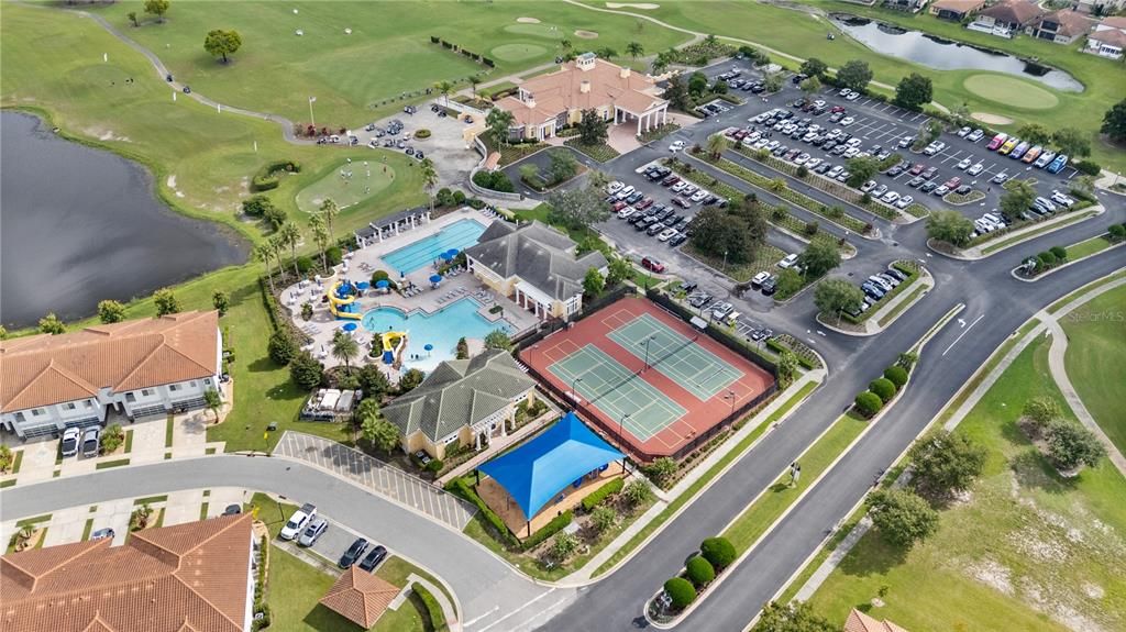 待售: $775,000 (4 贝兹, 4 浴室, 4307 平方英尺)