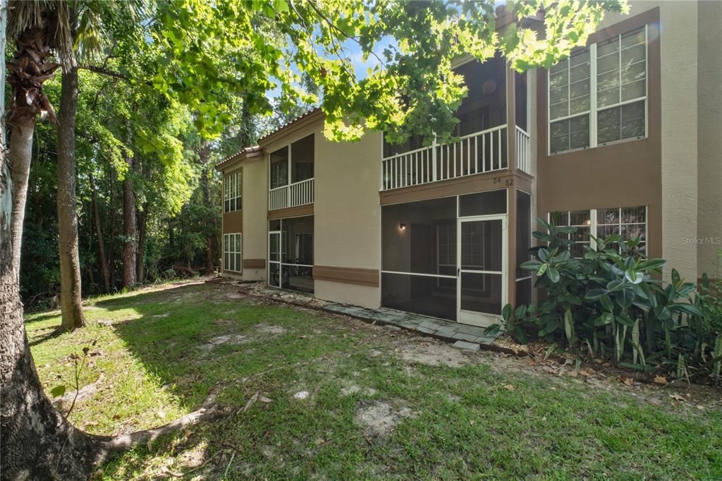 Activo con contrato: $1,550 (2 camas, 2 baños, 1080 Pies cuadrados)