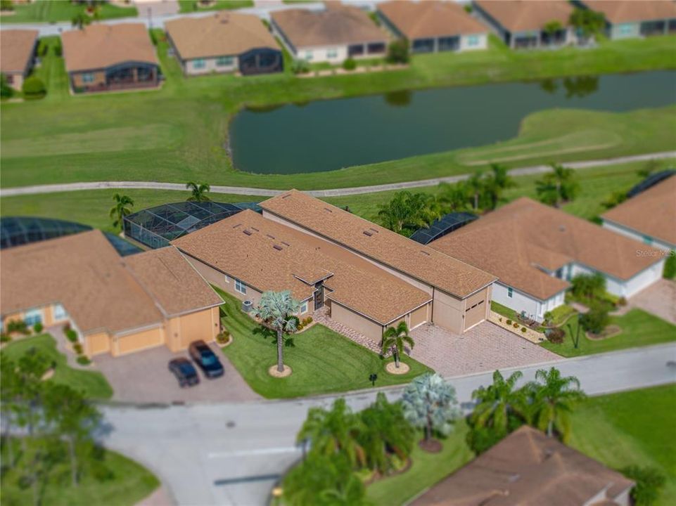 For Sale: $625,000 (2 beds, 2 baths, 2328 Square Feet)