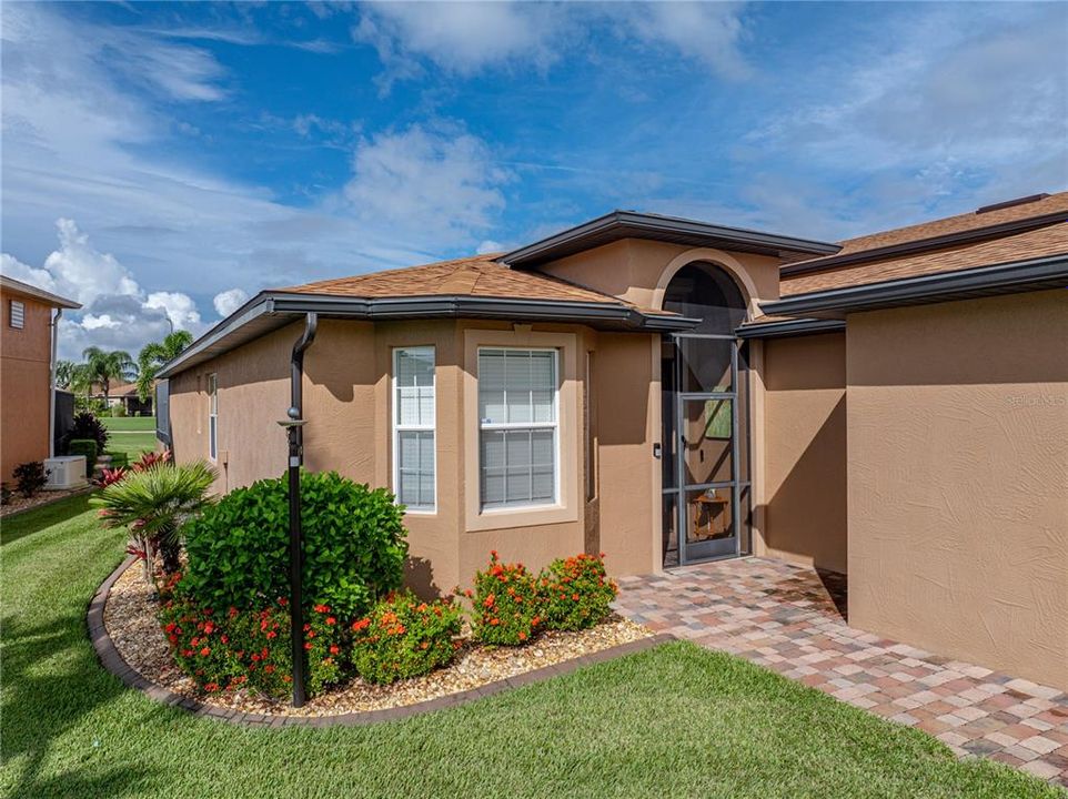 For Sale: $625,000 (2 beds, 2 baths, 2328 Square Feet)