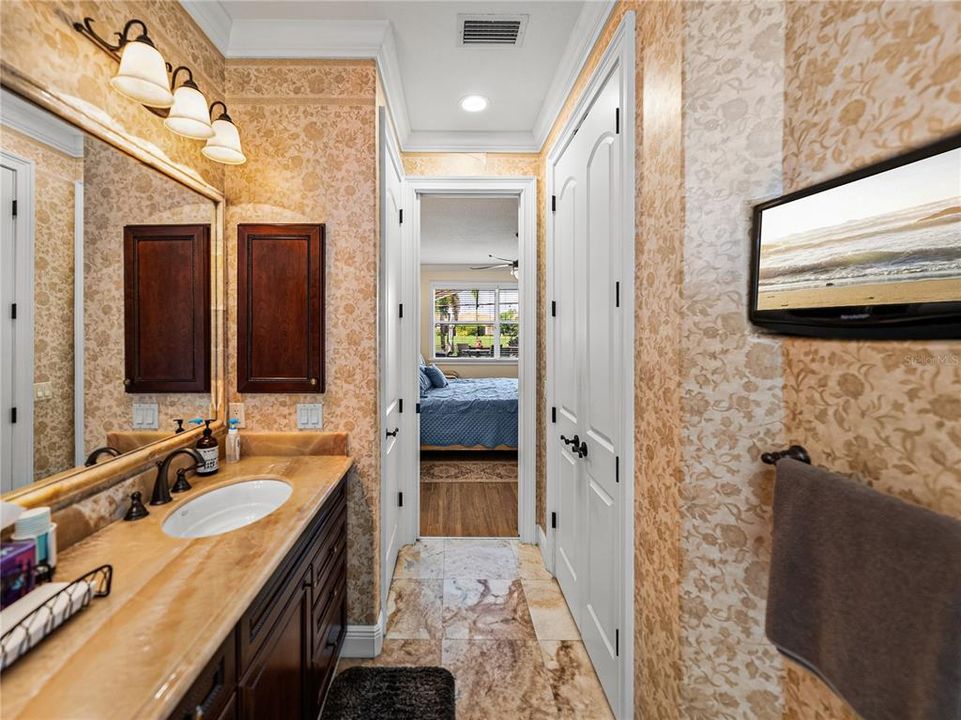 For Sale: $625,000 (2 beds, 2 baths, 2328 Square Feet)