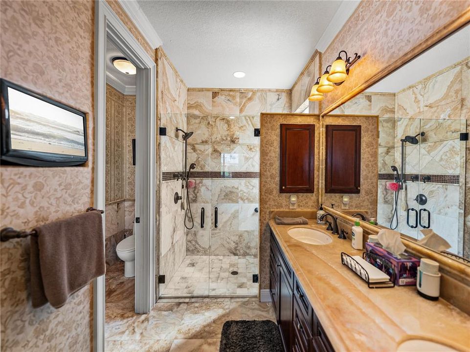 For Sale: $625,000 (2 beds, 2 baths, 2328 Square Feet)