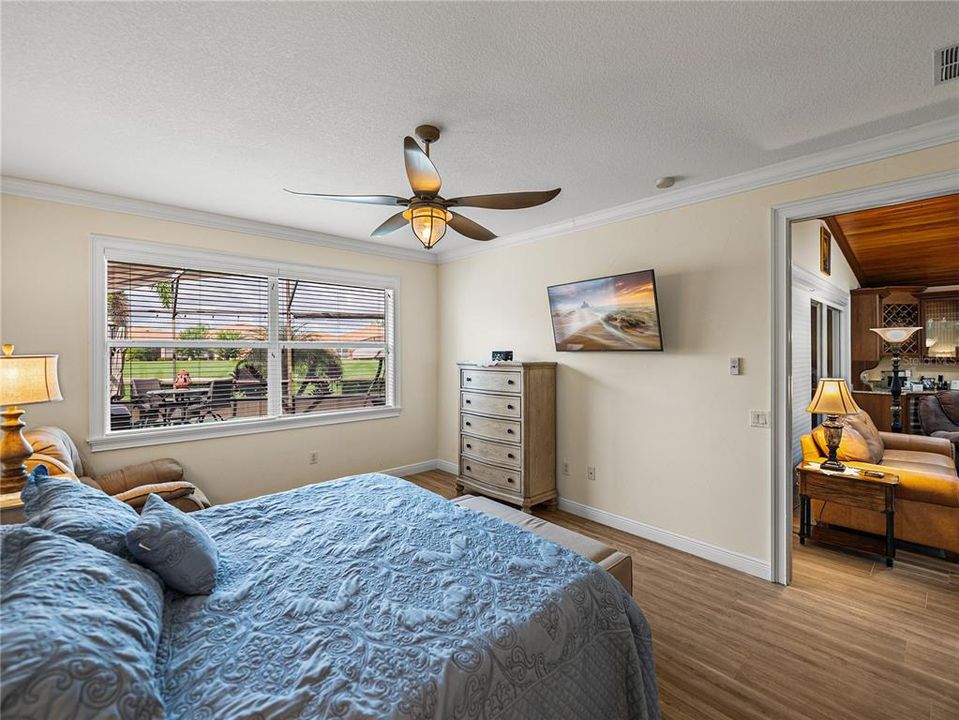 For Sale: $625,000 (2 beds, 2 baths, 2328 Square Feet)