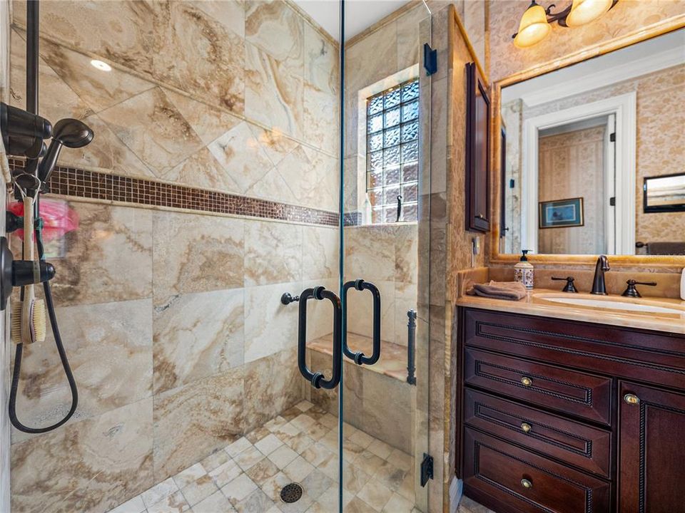 For Sale: $625,000 (2 beds, 2 baths, 2328 Square Feet)