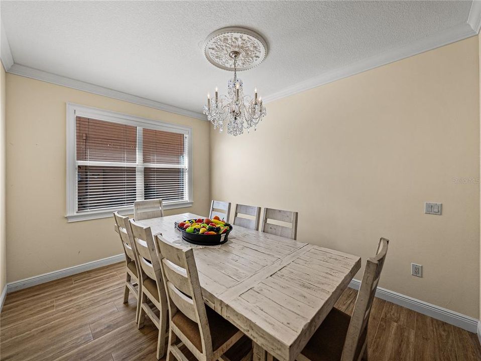 For Sale: $625,000 (2 beds, 2 baths, 2328 Square Feet)