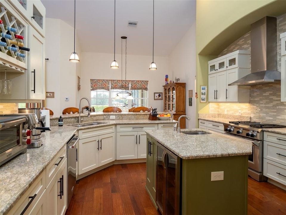 待售: $2,795,000 (4 贝兹, 4 浴室, 3390 平方英尺)