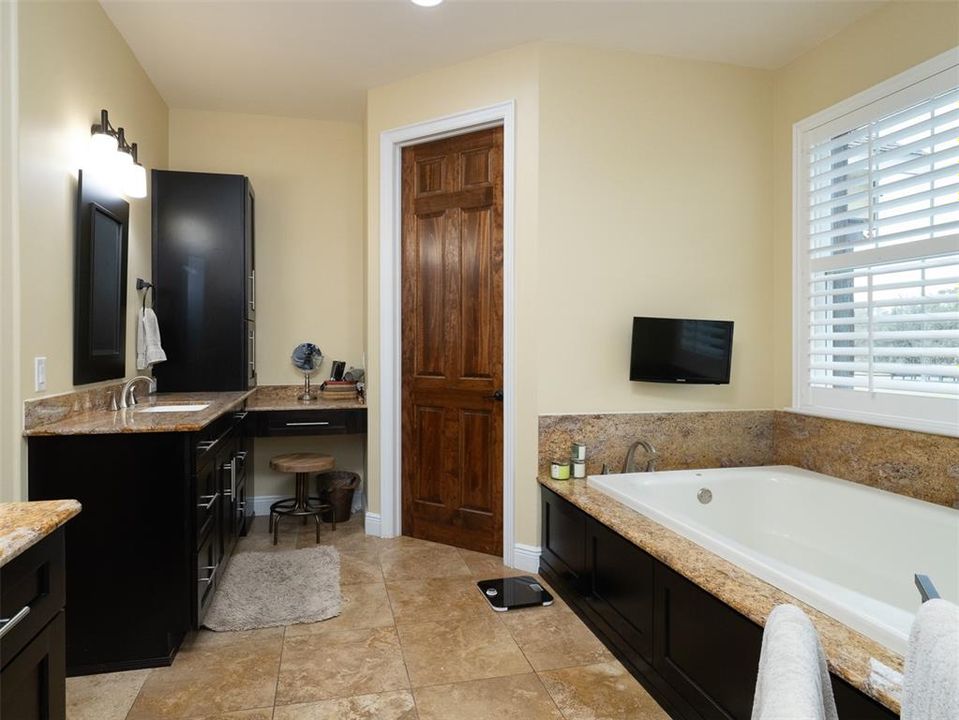 待售: $2,795,000 (4 贝兹, 4 浴室, 3390 平方英尺)