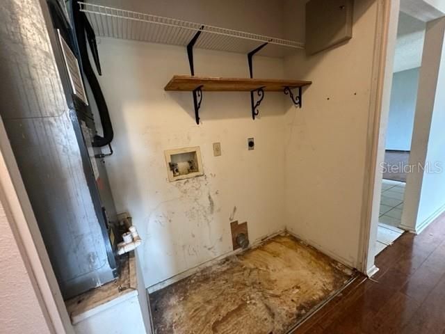 На продажу: $125,100 (3 спален, 2 ванн, 1342 Квадратных фут)