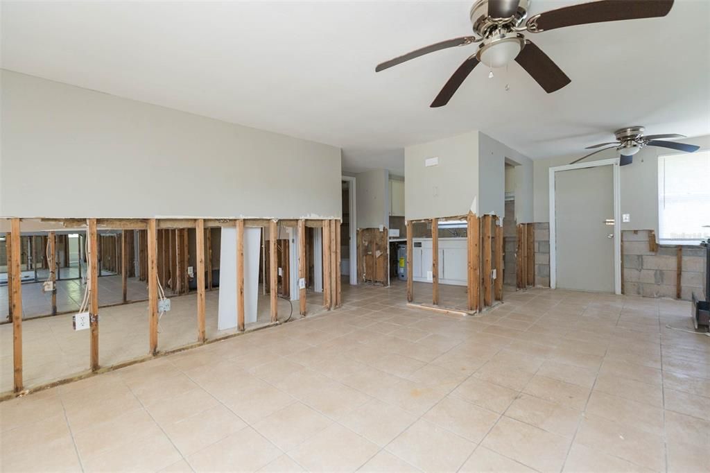 Active With Contract: $265,000 (4 beds, 0 baths, 1920 Square Feet)