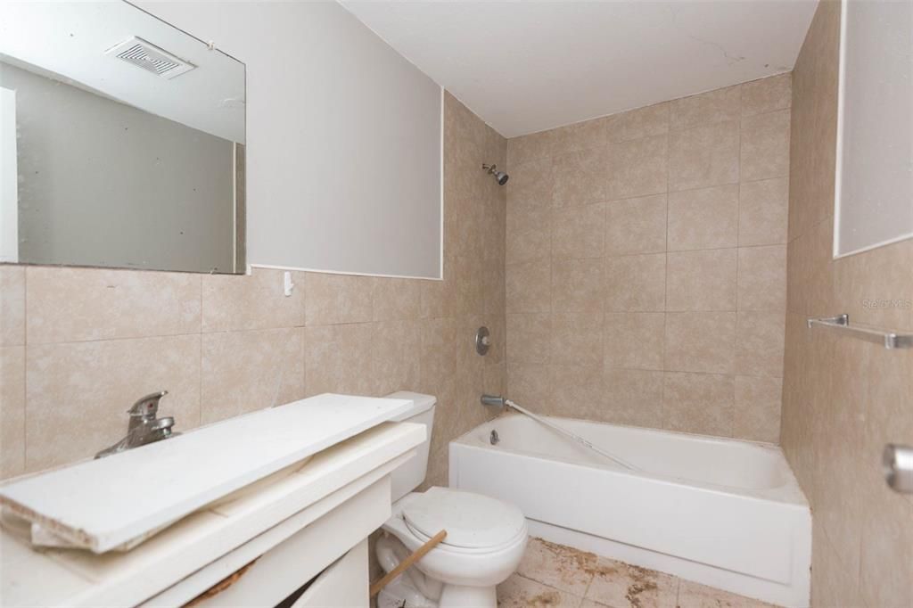 Active With Contract: $265,000 (4 beds, 0 baths, 1920 Square Feet)