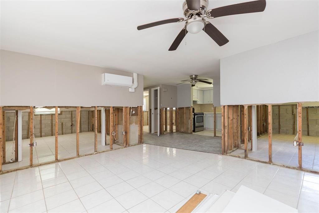 Active With Contract: $265,000 (4 beds, 0 baths, 1920 Square Feet)