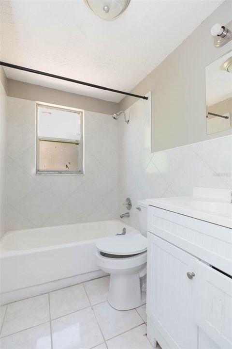 Active With Contract: $265,000 (4 beds, 0 baths, 1920 Square Feet)