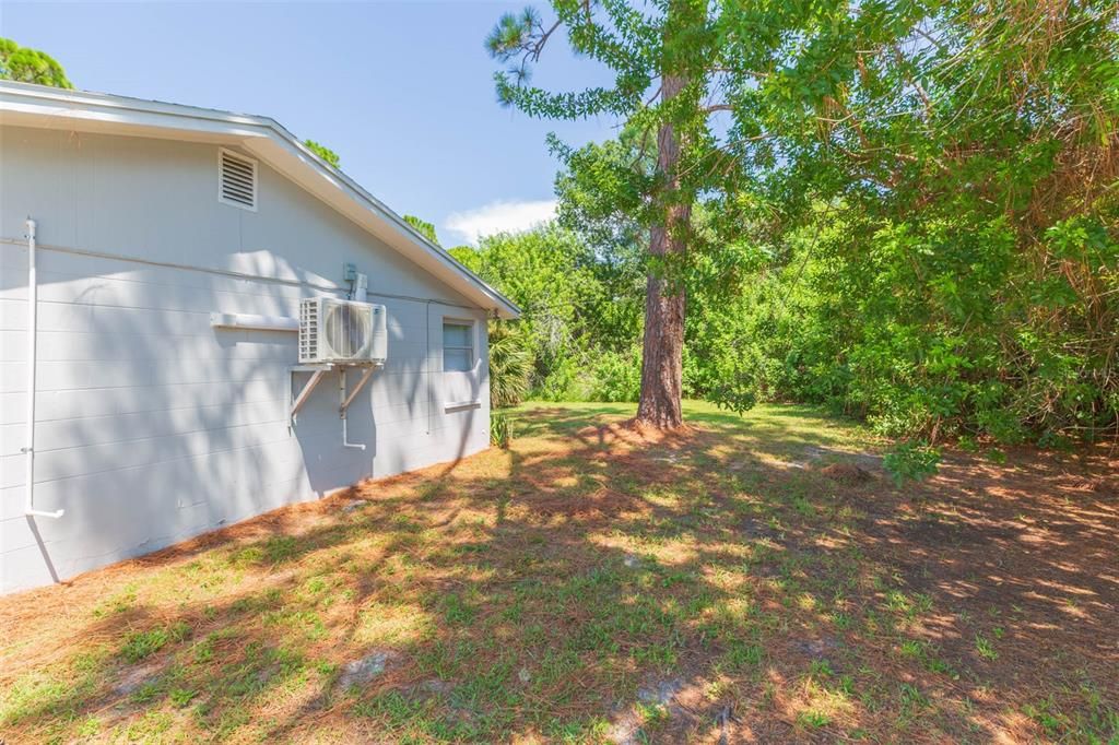 Active With Contract: $265,000 (4 beds, 0 baths, 1920 Square Feet)