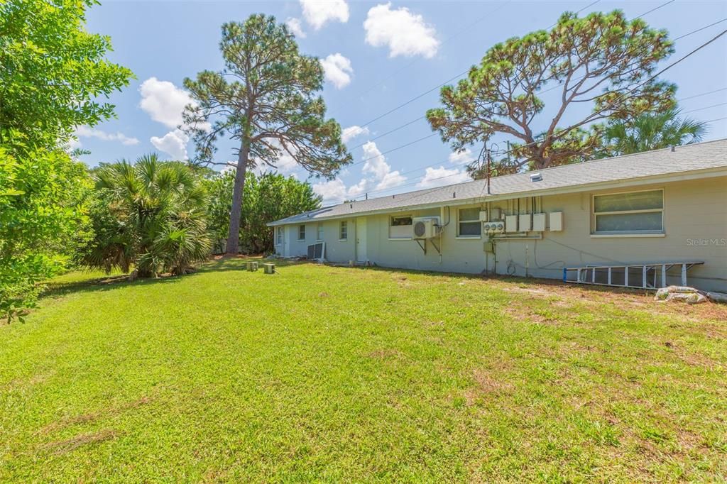 Active With Contract: $265,000 (4 beds, 0 baths, 1920 Square Feet)