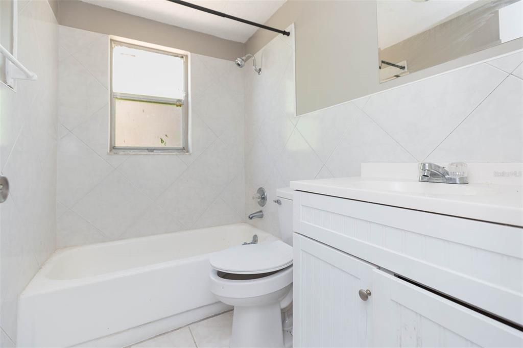 Active With Contract: $265,000 (4 beds, 0 baths, 1920 Square Feet)