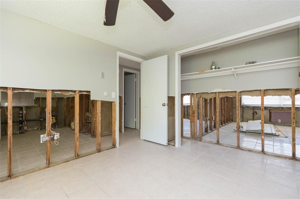 Active With Contract: $265,000 (4 beds, 0 baths, 1920 Square Feet)