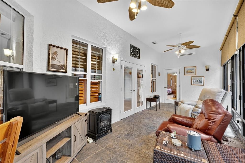 Active With Contract: $394,900 (2 beds, 2 baths, 2065 Square Feet)