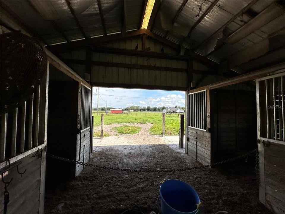 Под контрактом: $499,990 (3 спален, 2 ванн, 1676 Квадратных фут)