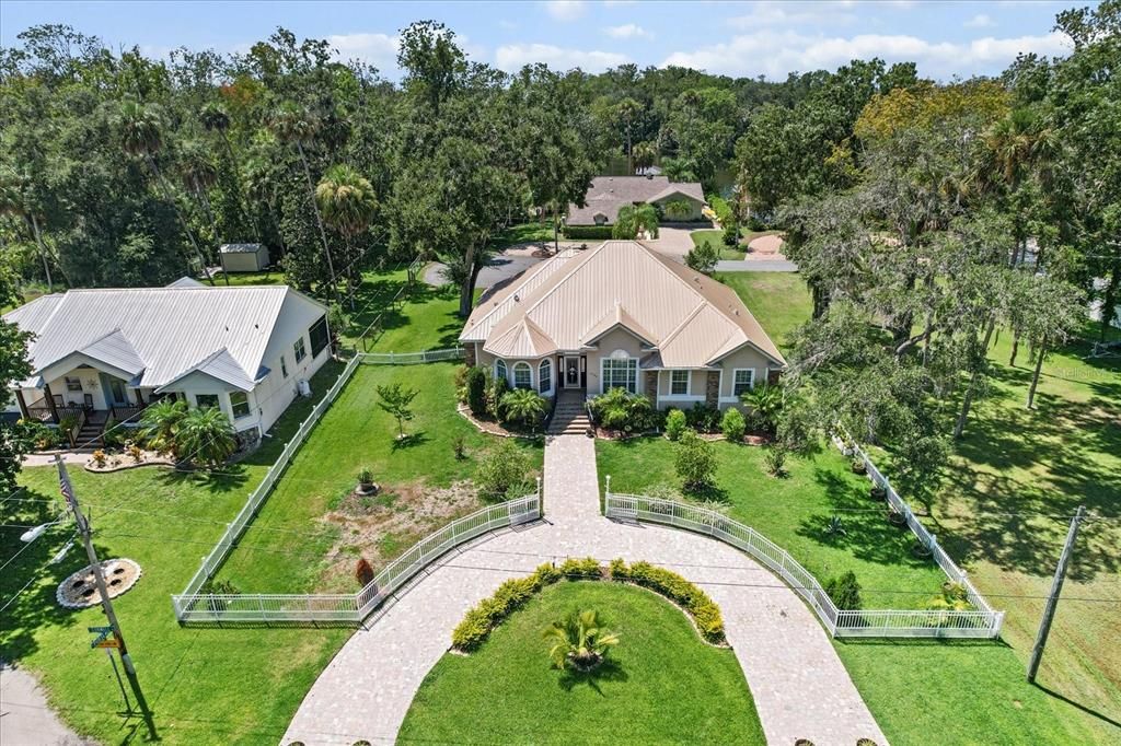 En Venta: $495,000 (3 camas, 2 baños, 2244 Pies cuadrados)