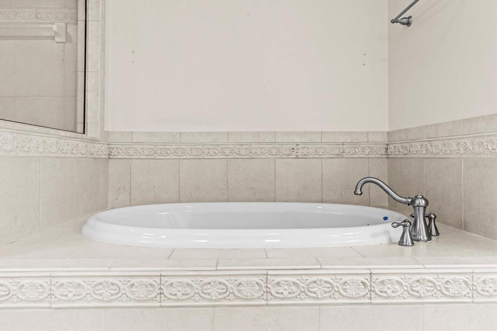 En Venta: $495,000 (3 camas, 2 baños, 2244 Pies cuadrados)