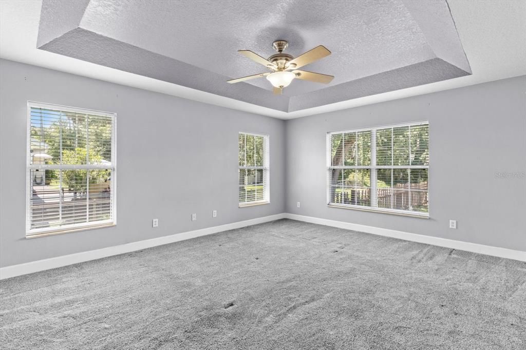 En Venta: $495,000 (3 camas, 2 baños, 2244 Pies cuadrados)