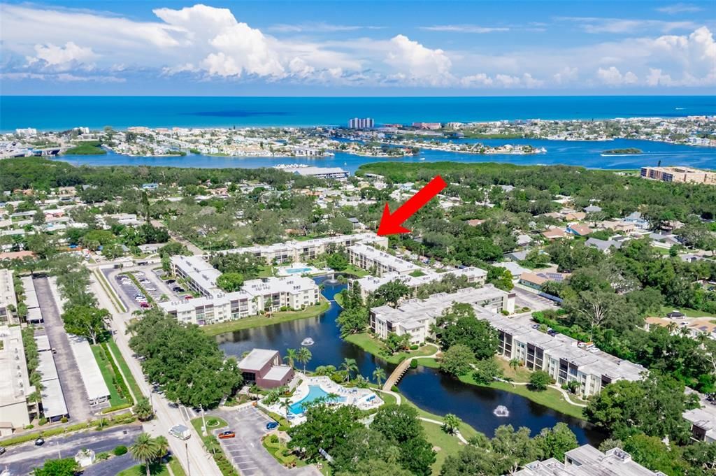 Под контрактом: $130,000 (2 спален, 1 ванн, 880 Квадратных фут)