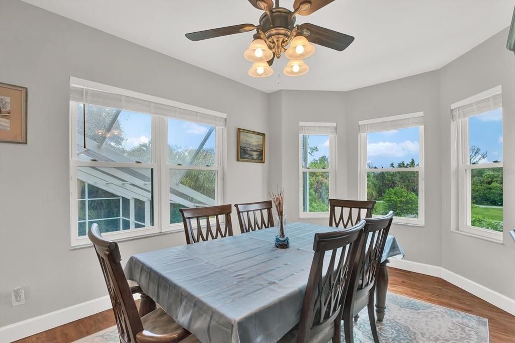 Active With Contract: $674,999 (4 beds, 2 baths, 2972 Square Feet)