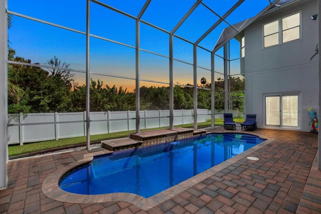 Active With Contract: $674,999 (4 beds, 2 baths, 2972 Square Feet)