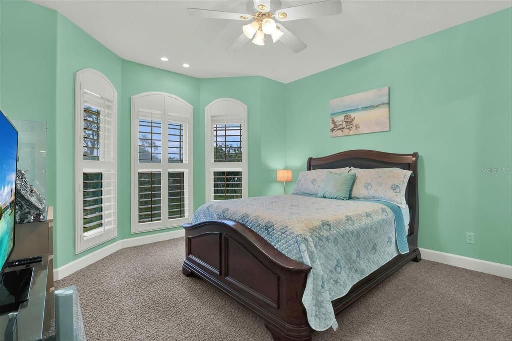 Active With Contract: $674,999 (4 beds, 2 baths, 2972 Square Feet)