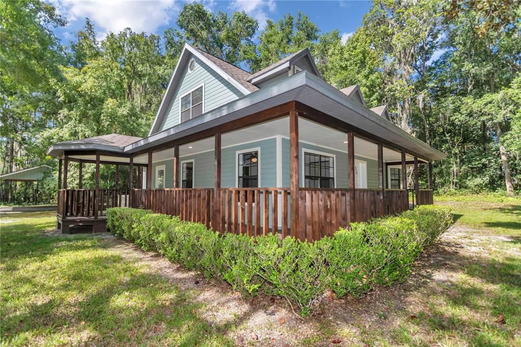 For Sale: $449,000 (4 beds, 2 baths, 1810 Square Feet)