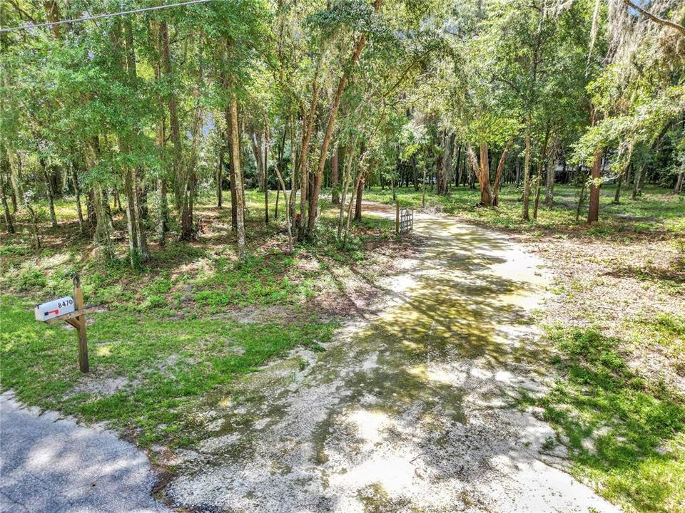 For Sale: $449,000 (4 beds, 2 baths, 1810 Square Feet)