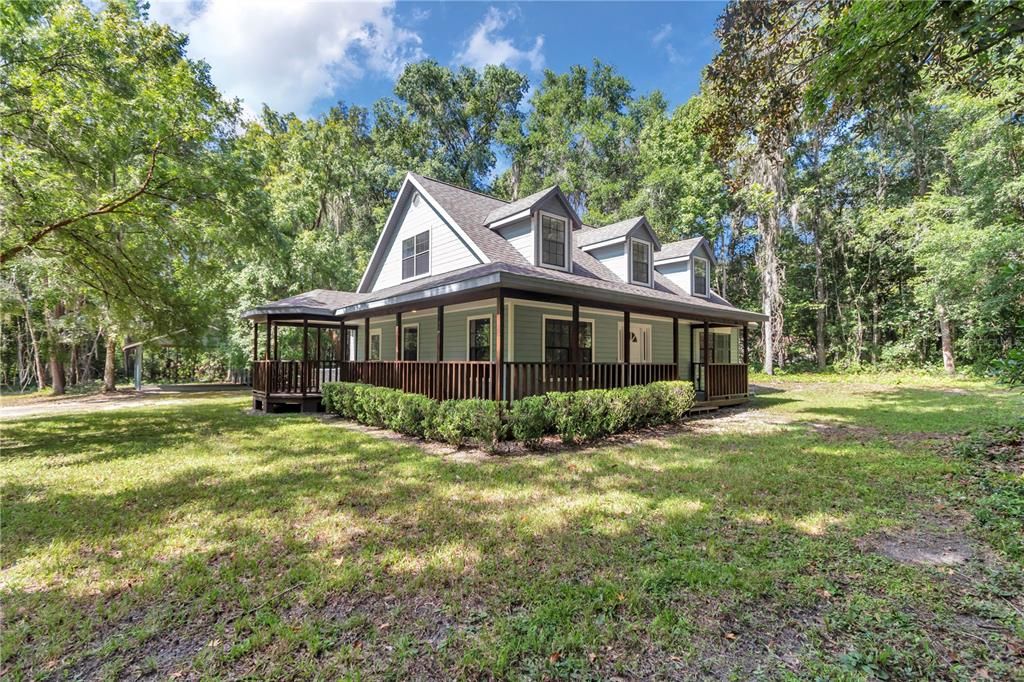 For Sale: $449,000 (4 beds, 2 baths, 1810 Square Feet)