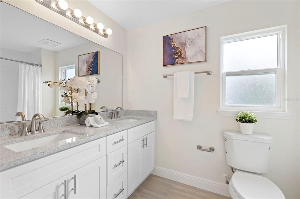 For Rent: $2,250 (3 beds, 2 baths, 1500 Square Feet)