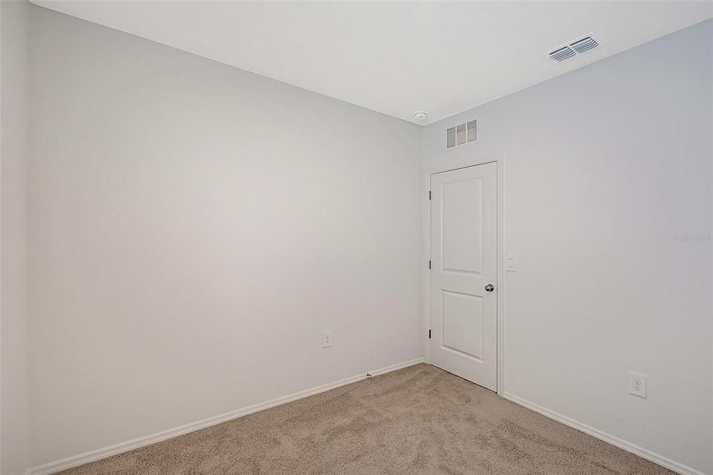 Под контрактом: $300,420 (2 спален, 2 ванн, 1312 Квадратных фут)