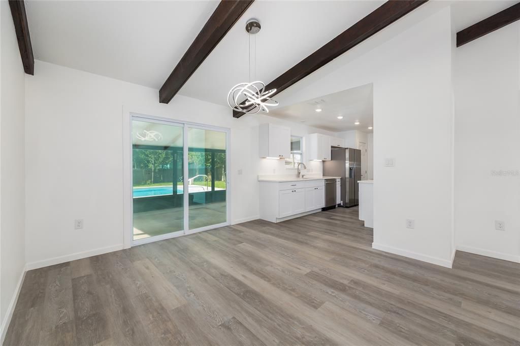 待售: $350,000 (3 贝兹, 2 浴室, 1512 平方英尺)