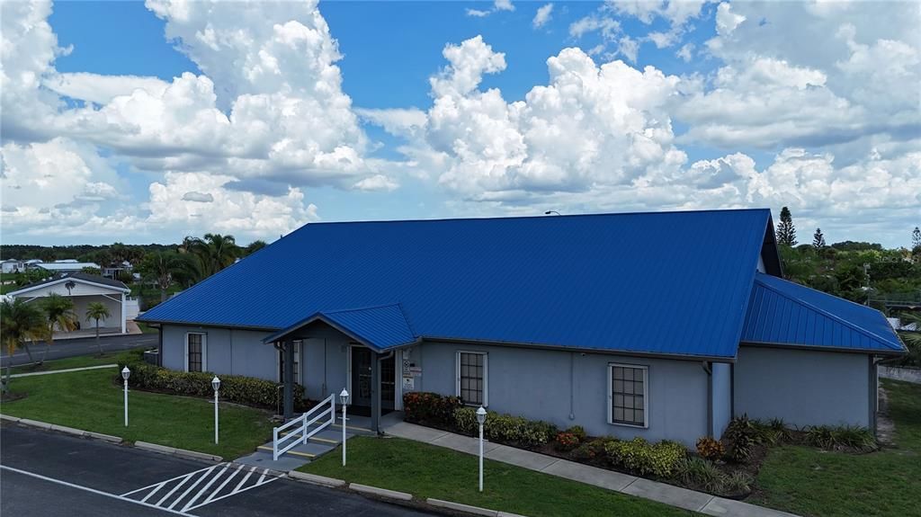 На продажу: $159,000 (2 спален, 2 ванн, 917 Квадратных фут)