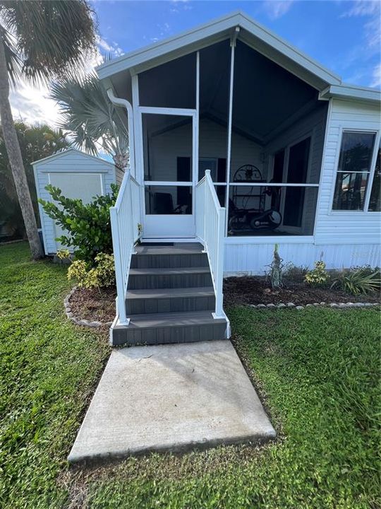 На продажу: $159,000 (2 спален, 2 ванн, 917 Квадратных фут)